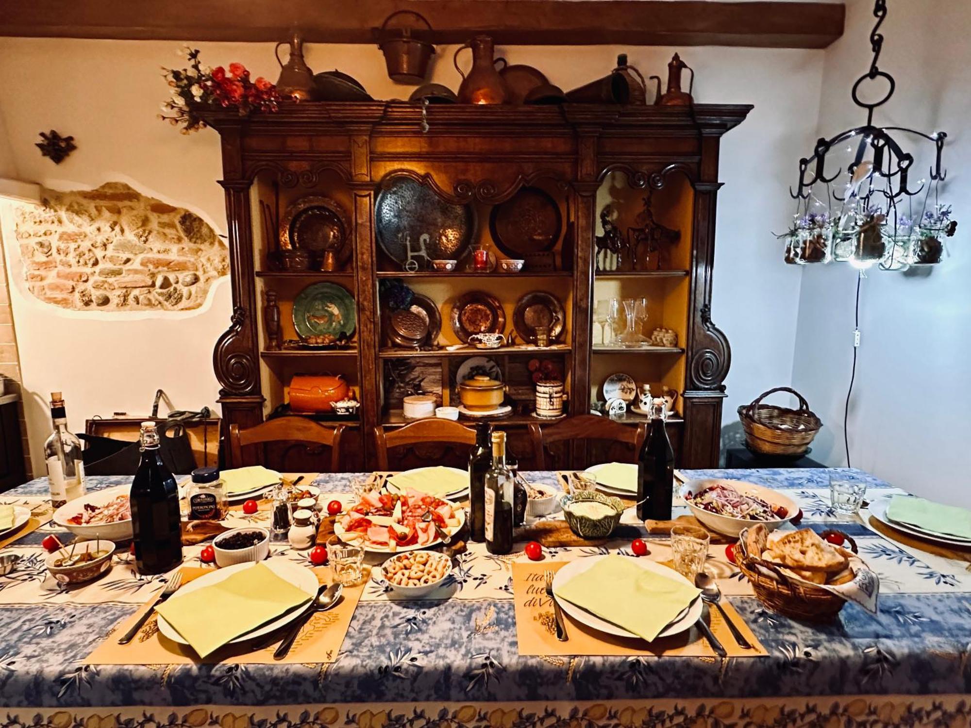 Montebello Degli Olivi 丘西 外观 照片